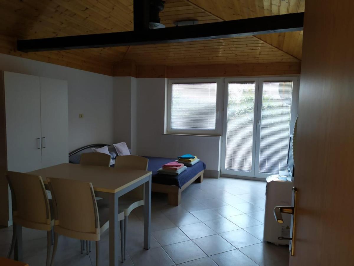Lili House Lägenhet Portorož Exteriör bild