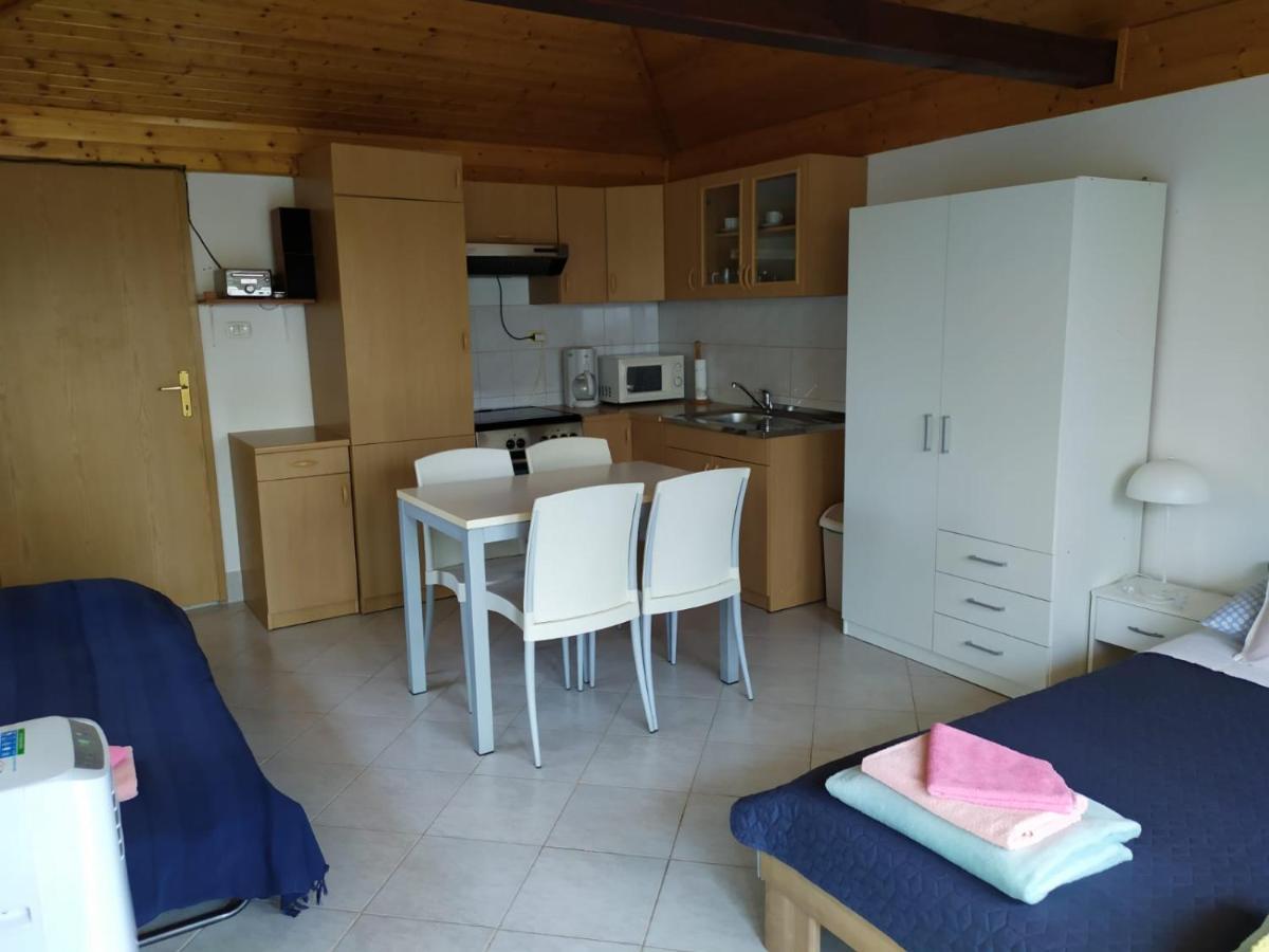 Lili House Lägenhet Portorož Exteriör bild